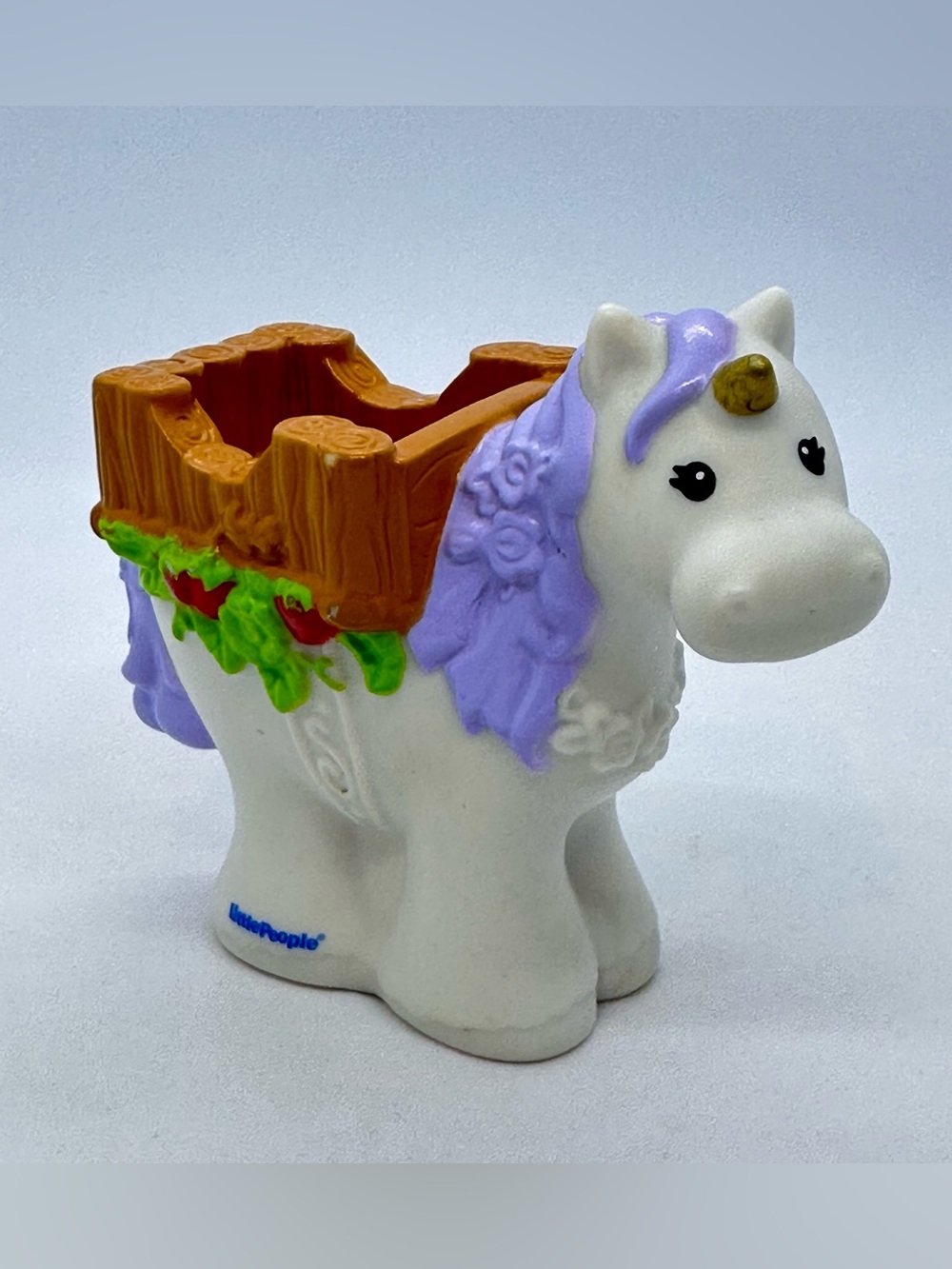 Fisher Price Little People UNICORN Horse Fairy Treehouse Royal Kingdom Carriage